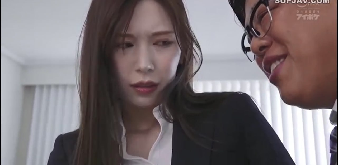 欧美巨臀女,メイリン モデルコレクション メ,观看免费无删减完整版